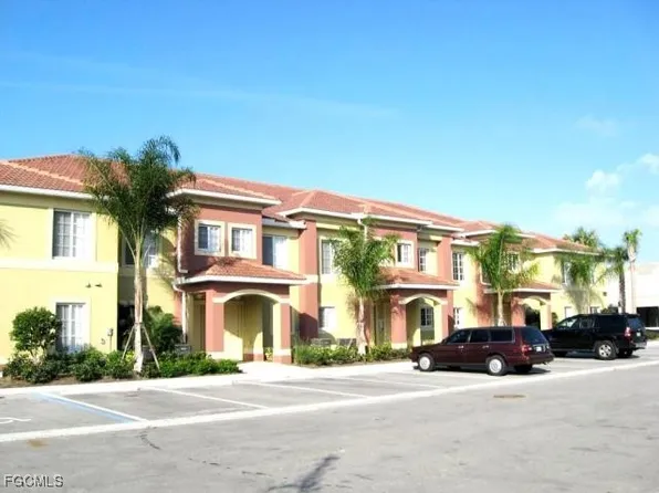 12021 Rock Brook Run APT 2105, Fort Myers, FL 33913