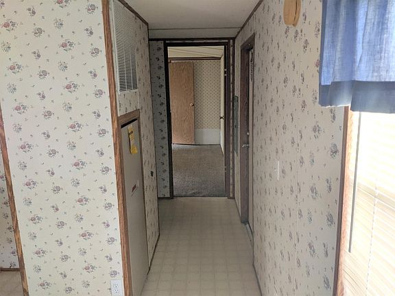 4th image of 130 Shenandoah Ln