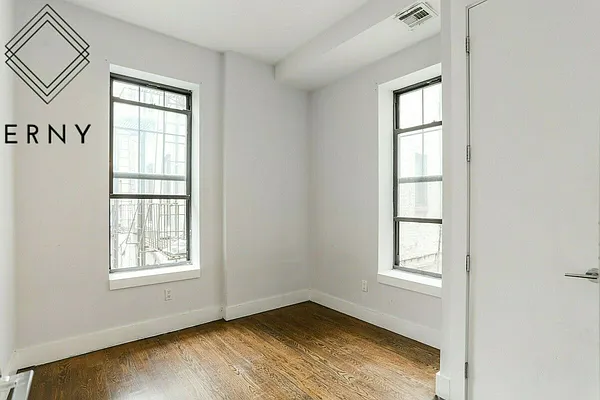 Rented by Pinn Realty | media 5