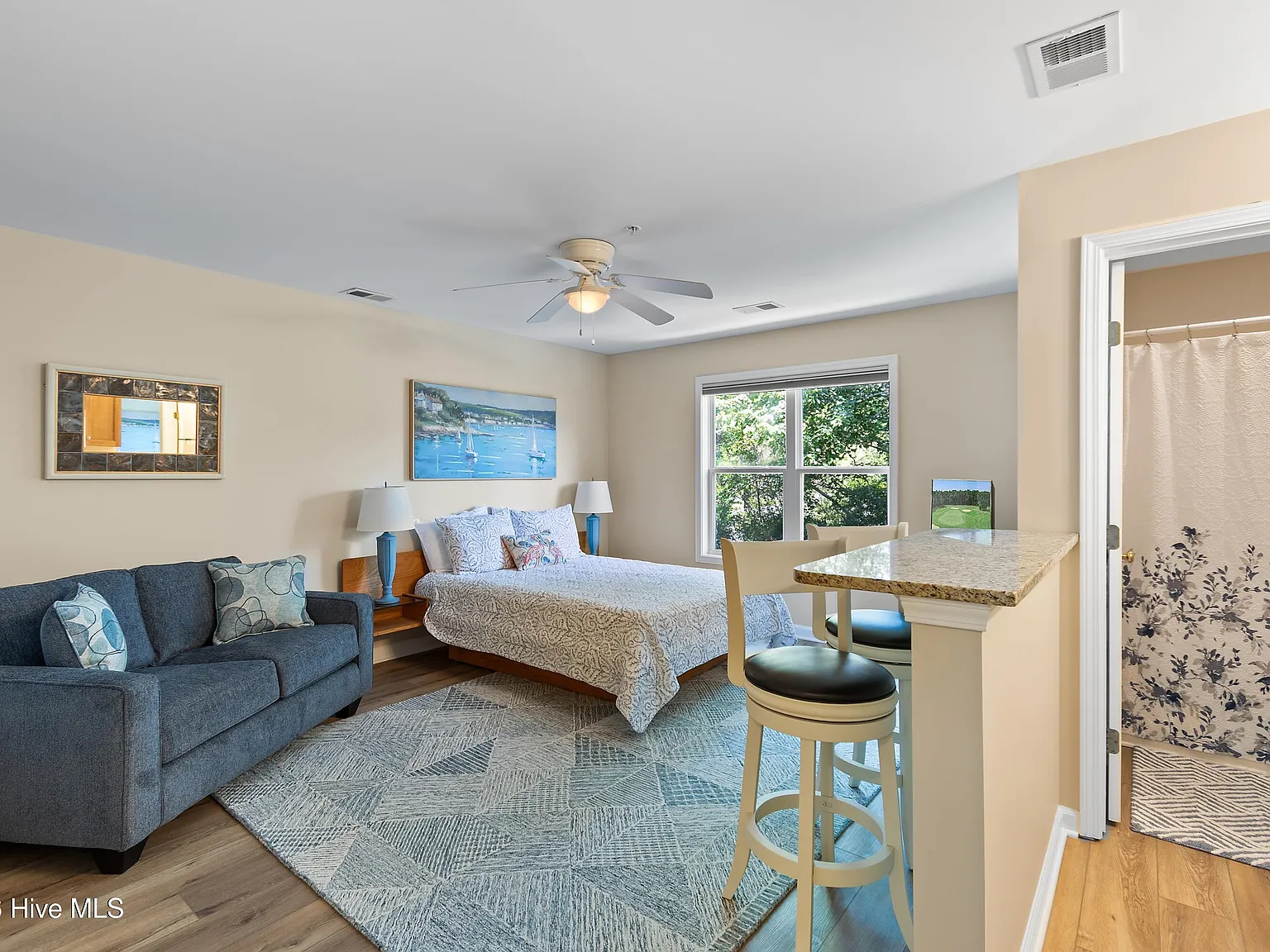 2 bed, 2.0 bath, $2,400 — Photo 4
