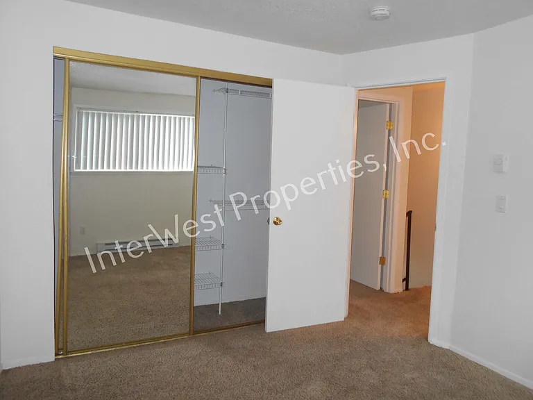 16705 NE Halsey St #109 — Photo 9