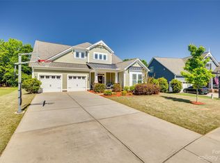 423 Harrier Crossing Cir, Fort Mill, SC 29708