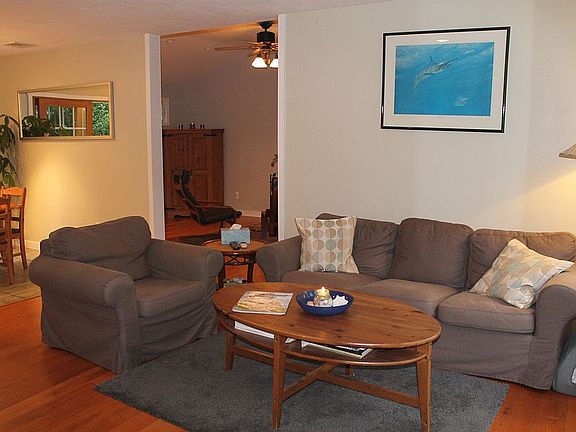 4th image of 13 Gleason Dr