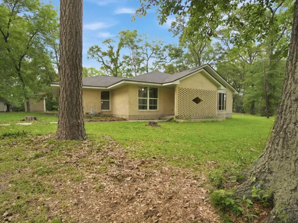 6161 Woodland Lakes Loop, Willis, TX 77378