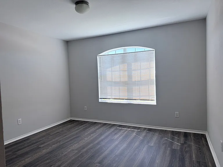 5108 Bridle Dr — Photo 13
