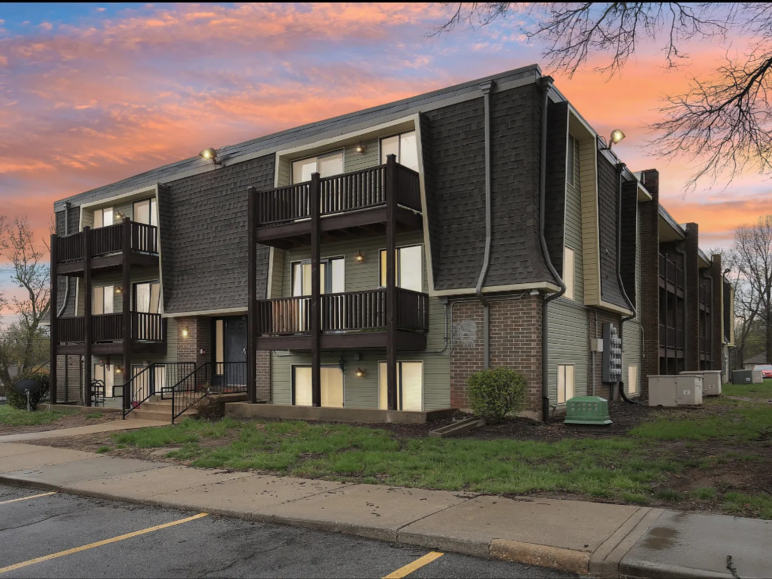 Flats at Wildwood — Photo 1
