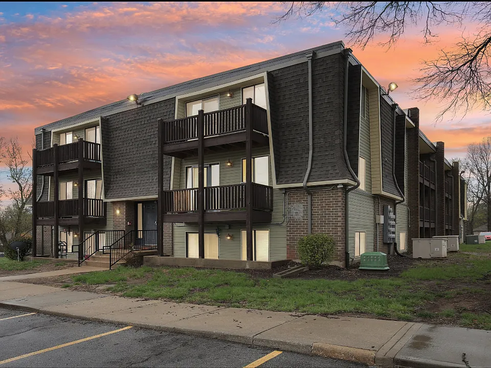 Flats at Wildwood