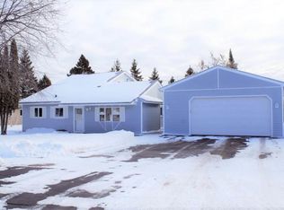 18 Adams Blvd, Silver Bay, MN 55614