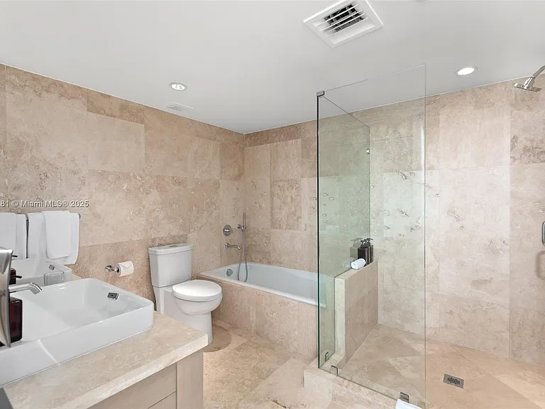 102 24th St #1219 — Photo 13