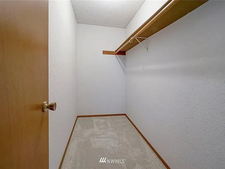 Walk-in closet