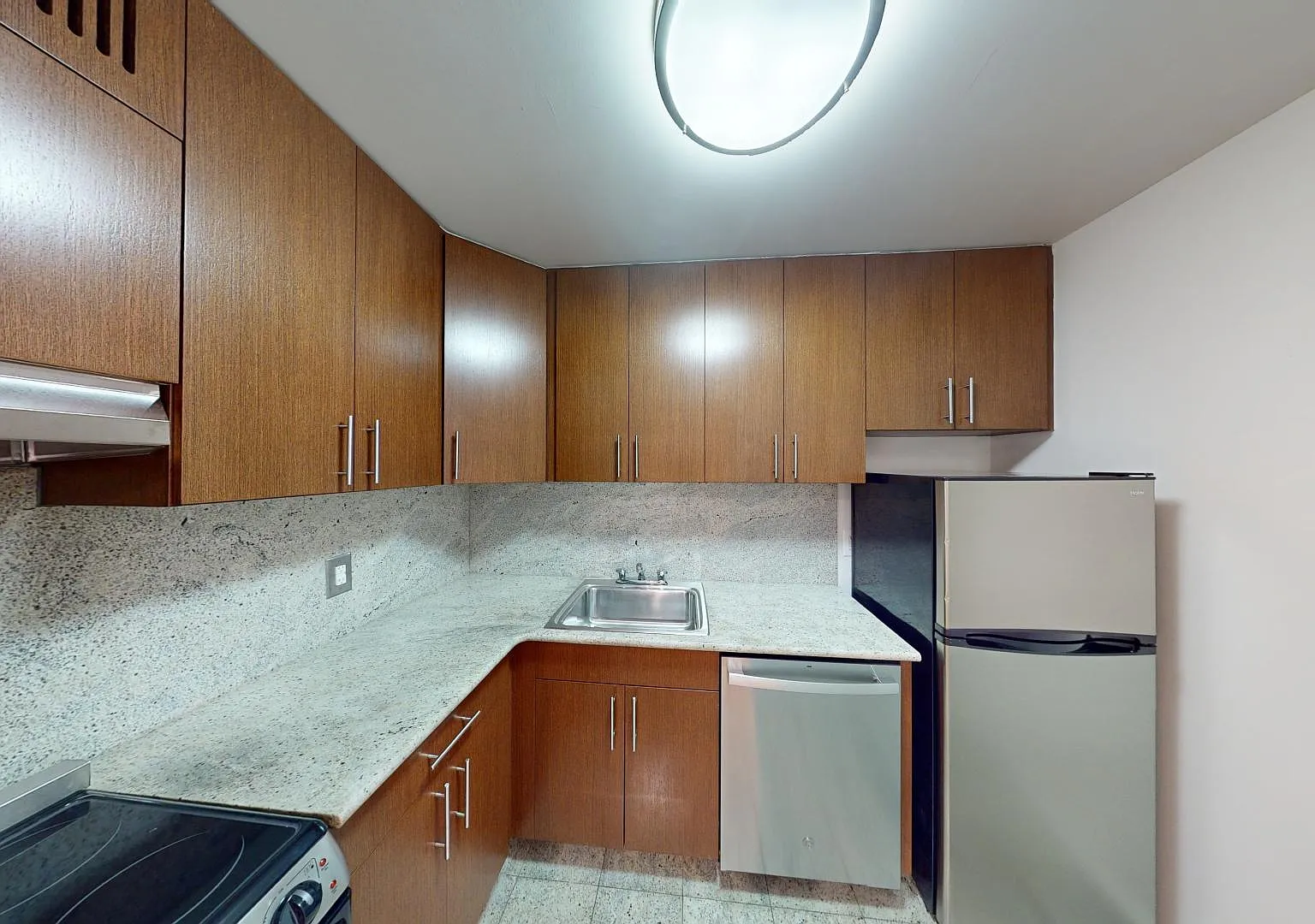284 Mott Street — Photo 2