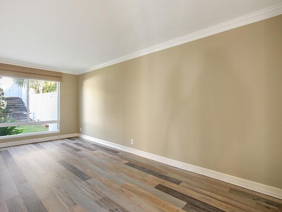 3rd image of 33642 Halyard Dr