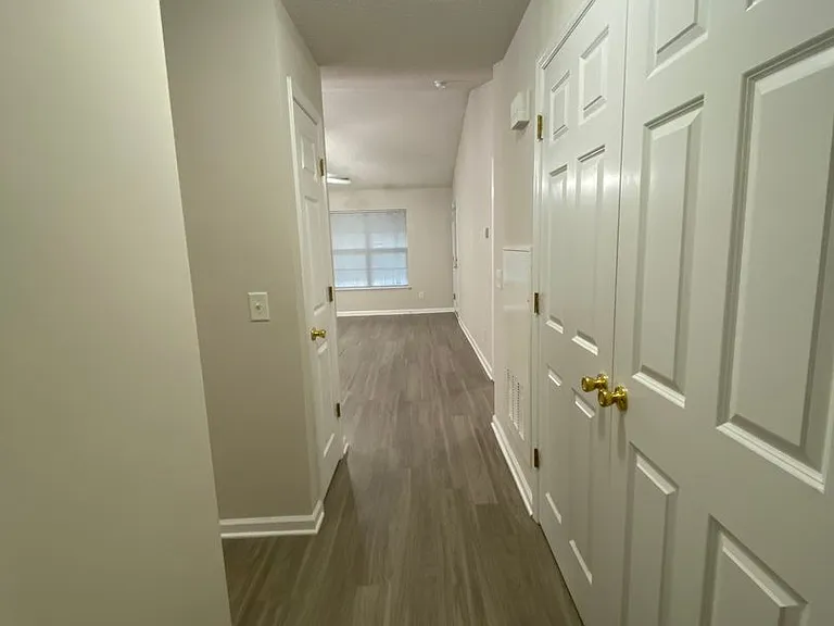 Meridian Park Apartments — Photo 91