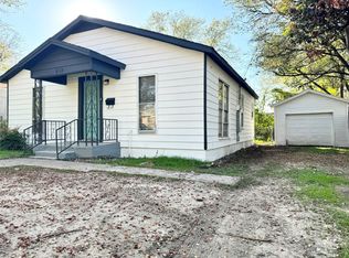 412 S Perkins St, Fort Worth, TX 76103