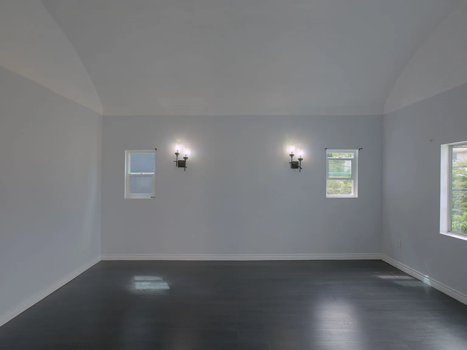 3 bed, 1140 sqft, $3,500 — Photo 3
