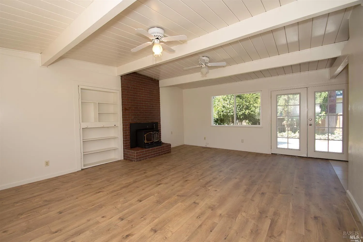 701 Corlano Avenue - Photo 9