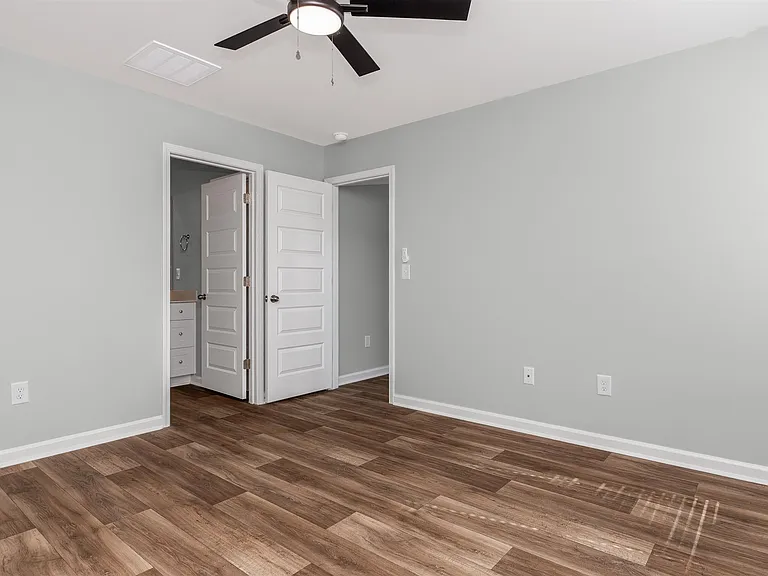 1239 English Oaks — Photo 18