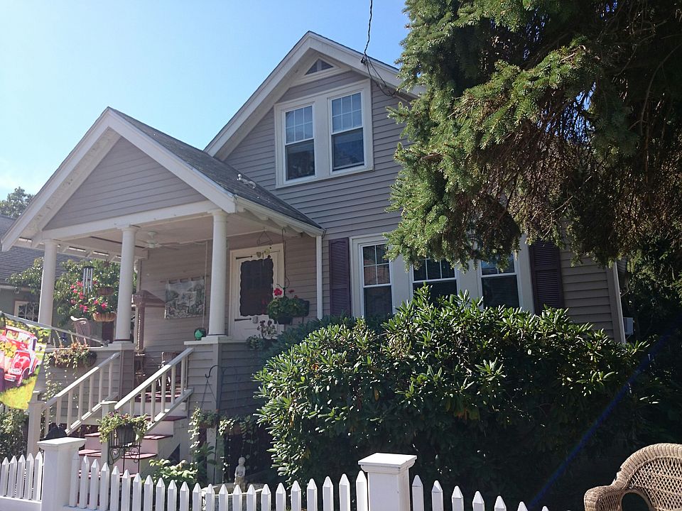 1st image of 15 Eastwood Cir