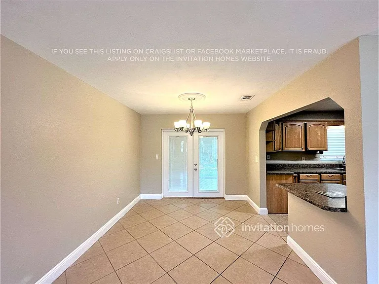 1324 W Hartley Cir — Photo 9