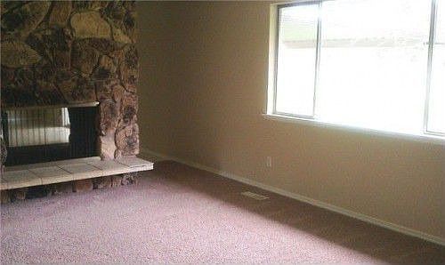 3rd image of 1010 148th Street Ct E