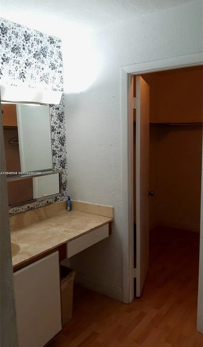 Naranja Lakes Condo No 5 — Photo 4