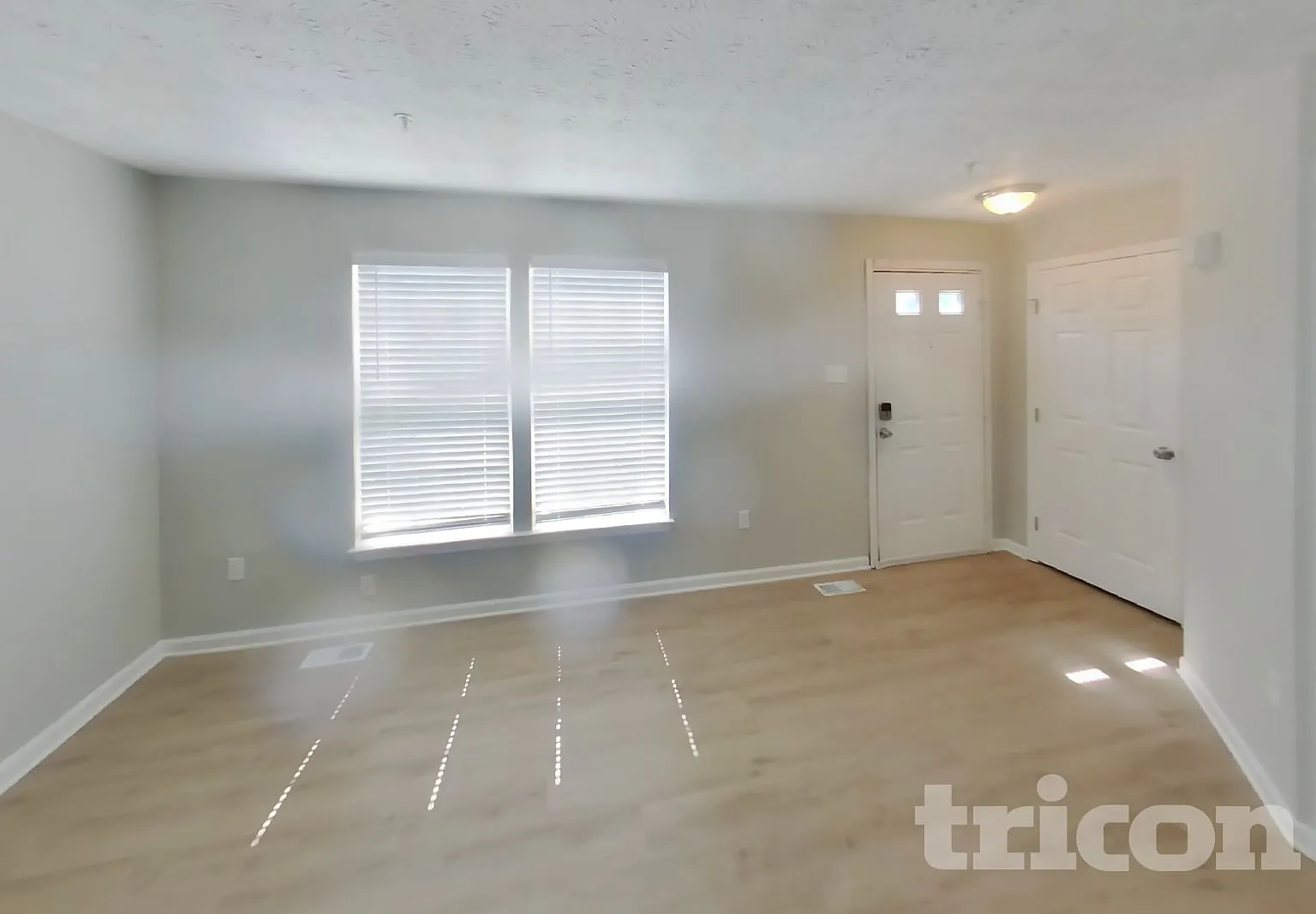 9845 Bayline Circle Owings Mills MD — Photo 2