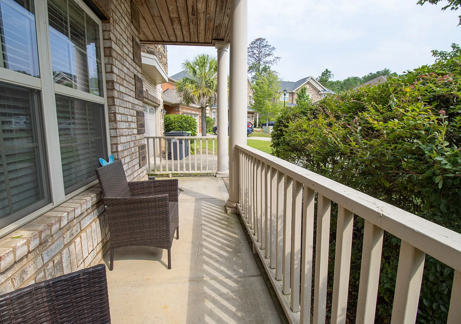 Elegant All-Brick 4 Bedroom Home on a Quiet Cul-de-Sac in Woodmill Subdivision -November 15! — Photo 3