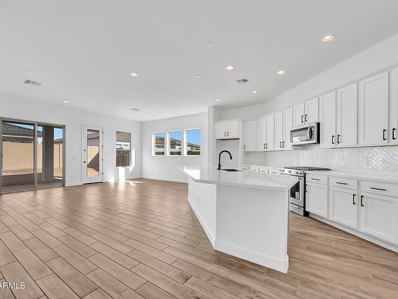 7th image of this home