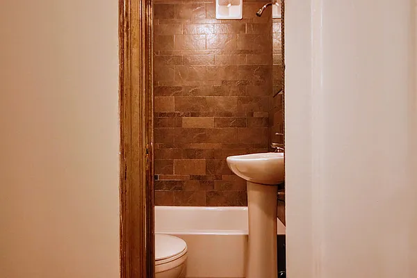 Rented by MetroNest | media 10