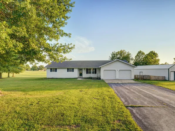 15 Clubhouse Creek Drive, Marshfield, MO 65706