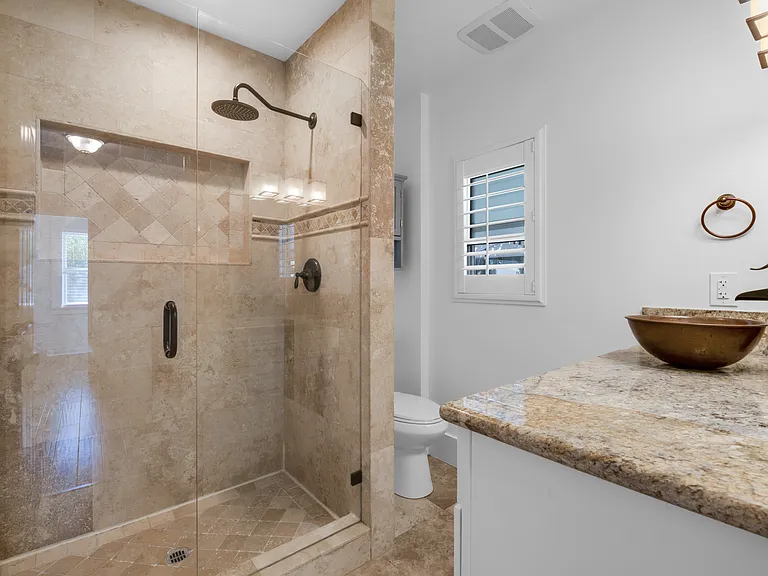 3375 Herman Ave — Photo 16