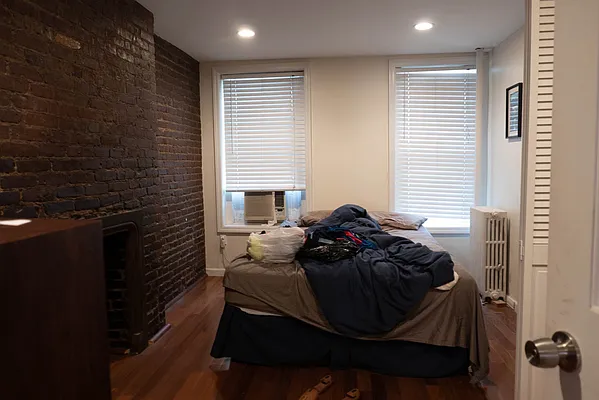 Rented by Urban Real Estate Property Group Inc | media 13