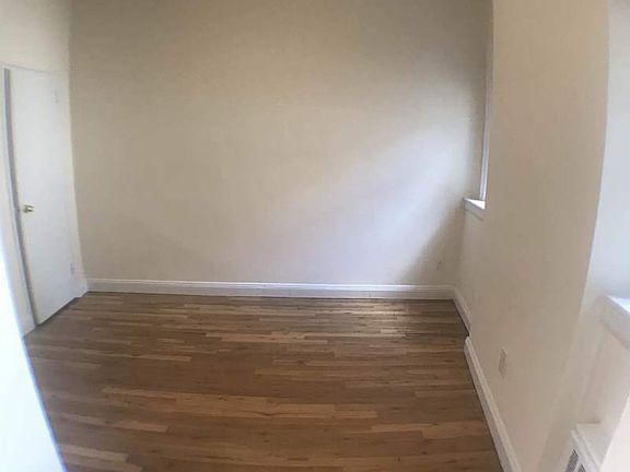 4th image of 752 Greenwich St APT 2C
