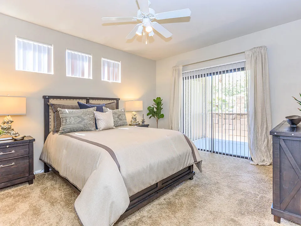 2a2 1140 SQFT 2 Bed 2 Bath