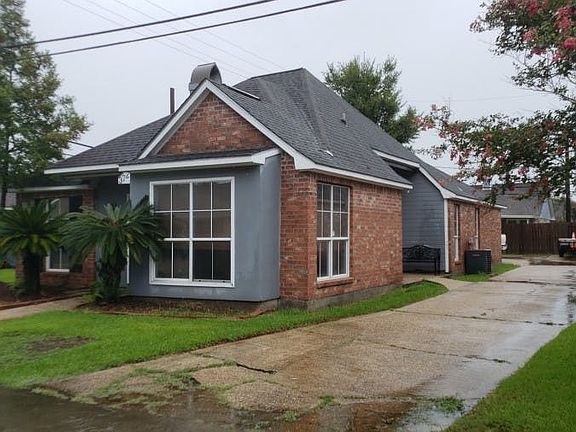 3rd image of 3723 Soledad Dr