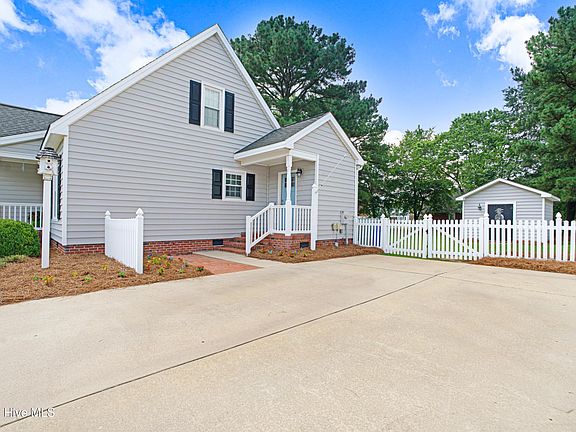 3rd image of 708 Prestwick Drive
