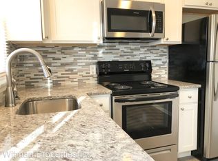 16 Murray Ave APT 4, Westfield, MA 01085