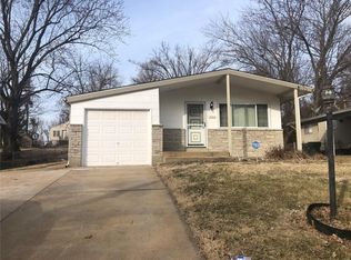 10133 Green Valley Dr, Saint Louis, MO