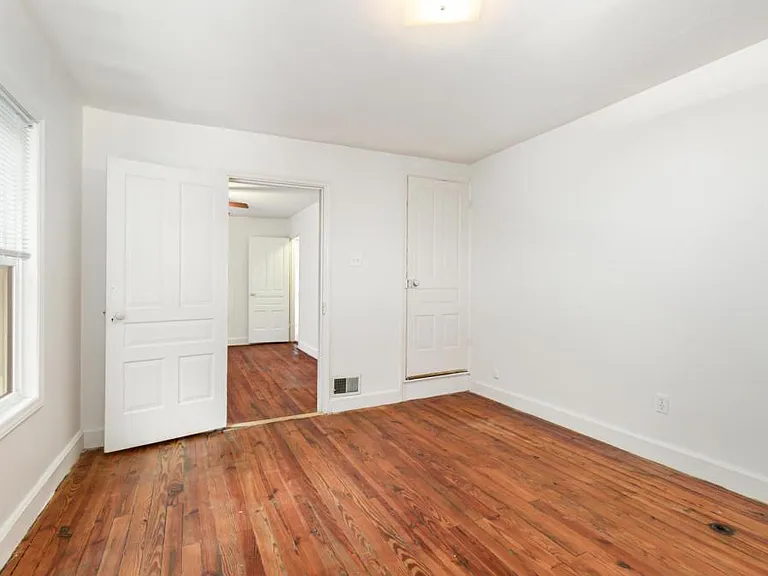 215 Pine Grove Rd — Photo 16