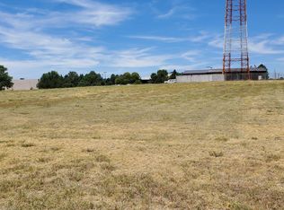 1800 Cottonwood Ln, Liberal, KS 67901