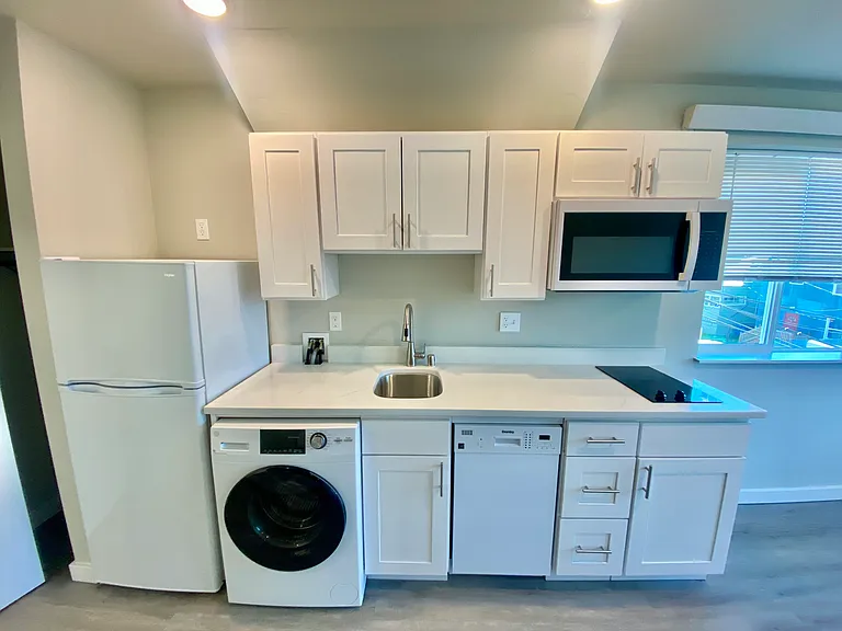 Unit 307 - $1,195, available to rent now