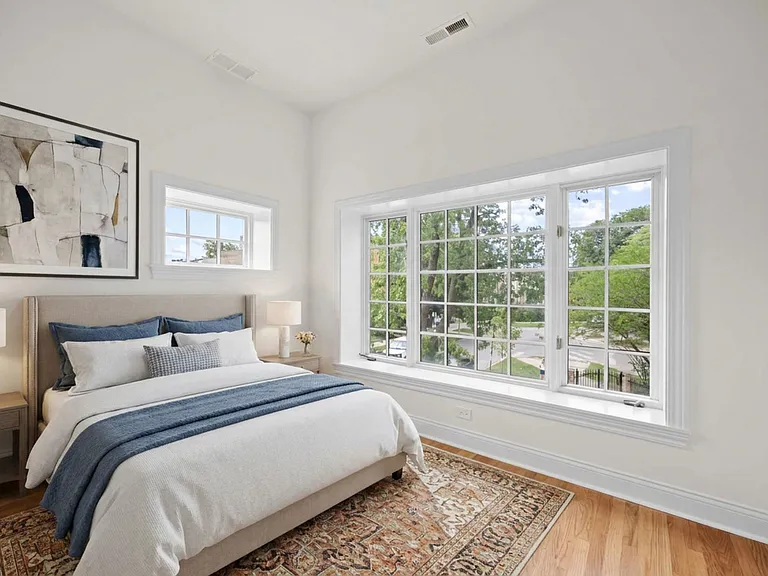 3107 N Harding Ave #1W — Photo 12