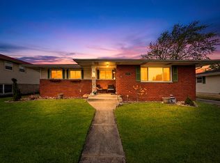 19404 Wildwood Ave, Lansing, IL 60438