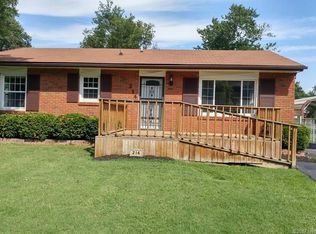 214 McConnell Dr, New Albany, IN
