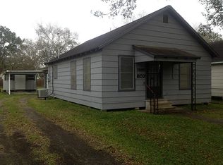 607 Oscar St, El Campo, TX 77437