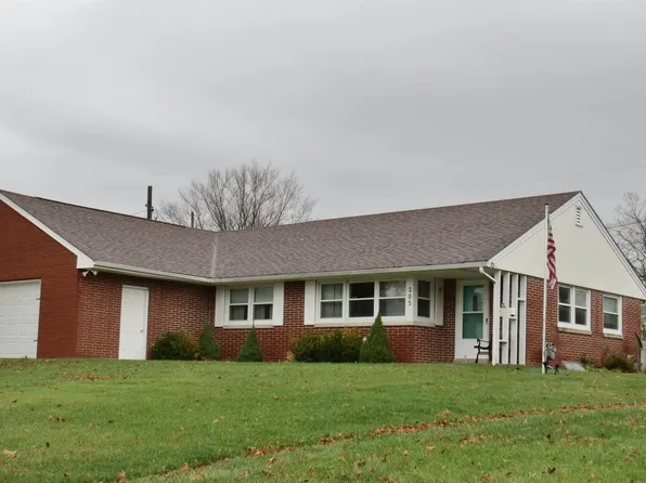 205 S Vermont St, Maquoketa, IA 52060