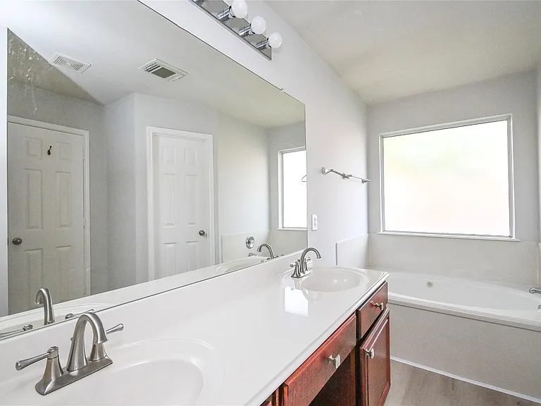 3111 Myrtle Ranch Dr — Photo 20