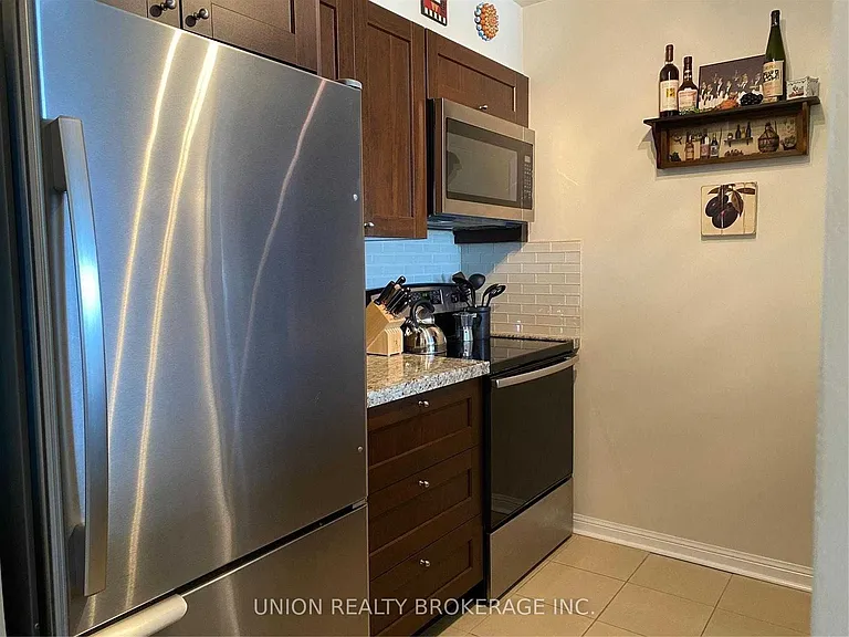 650 Lawrence Ave W #Penthouse 10 — Photo 3