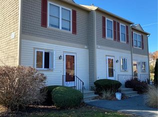 222 Fairway Dr, Coventry, RI 02816