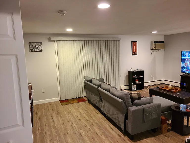 219 Rock St #G9 — Photo 8